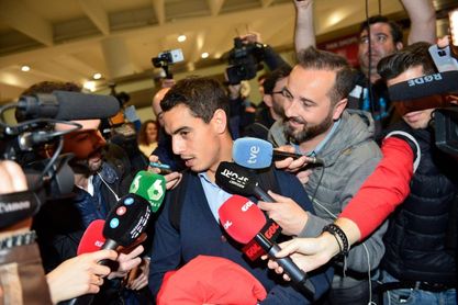 El Sevilla, aclamado a su llegada a San Pablo El Sevilla, aclamado a su llegada a San Pablo