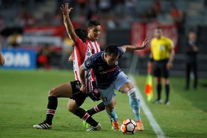 3-0. Estudiantes arrebata al Garcilaso control de grupo con Nacional y Santos 3-0. Estudiantes arrebata al Garcilaso control de grupo con Nacional y Santos