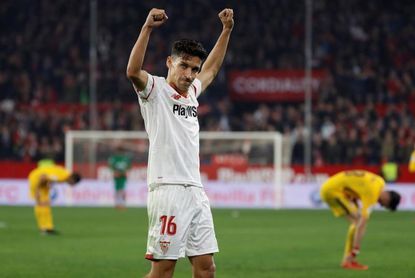 Jesús Navas incrementa la carga de trabajo para llegar al Barça y al Bayern Jesús Navas incrementa la carga de trabajo para llegar al Barça y al Bayern