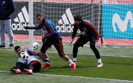 España ya prepara el duelo ante Argentina sin Silva España ya prepara el duelo ante Argentina sin Silva