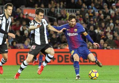 Postigo vuelve a la convocatoria del Levante tras un mes lesionado Postigo vuelve a la convocatoria del Levante tras un mes lesionado