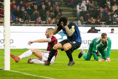 Milan e Inter firman tablas y dejan inalterados los equilibrios por Europa Milan e Inter firman tablas y dejan inalterados los equilibrios por Europa