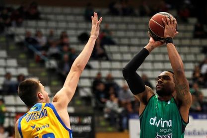 La Penya quiere acabar en Zaragoza con una maldición que dura más de un año La Penya quiere acabar en Zaragoza con una maldición que dura más de un año