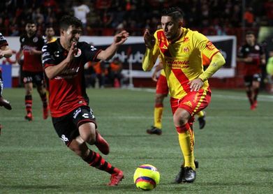 Chilenos Valdés y Vegas aseguran que Morelia jugará sin complejos ante Toluca Chilenos Valdés y Vegas aseguran que Morelia jugará sin complejos ante Toluca