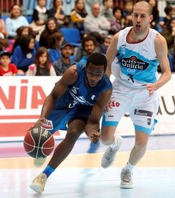107-99. El Gipuzkoa Basket necesitó la prórroga para ganar a Obradoiro 107-99. El Gipuzkoa Basket necesitó la prórroga para ganar a Obradoiro