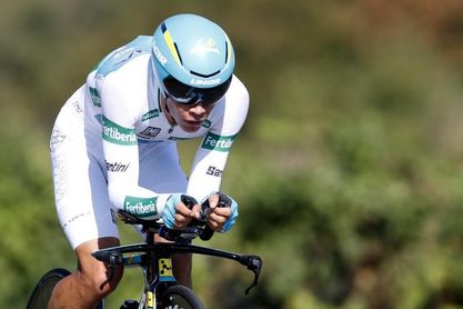 Miguel Ángel López fue "Supermán" en Alpe di Pampeago, Sosa nuevo líder Miguel Ángel López fue "Supermán" en Alpe di Pampeago, Sosa nuevo líder