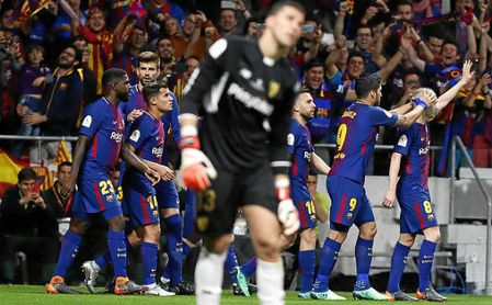 Sevilla FC 0-5 Barcelona: Lágrimas por el Sevilla que se fue Sevilla FC 0-5 Barcelona: Lágrimas por el Sevilla que se fue