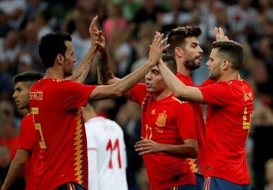 Nacho: "Estoy preparado para Portugal, conozco bien a Cristiano" Nacho: "Estoy preparado para Portugal, conozco bien a Cristiano"