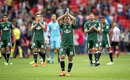 El Betis está cerca de cerrar el traspaso de Durmisi a la Lazio. El Betis está cerca de cerrar el traspaso de Durmisi a la Lazio.