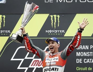 Lorenzo: "En deporte todo puede pasar, pero me gusta ir carrera a carrera" Lorenzo: "En deporte todo puede pasar, pero me gusta ir carrera a carrera"