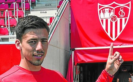 Clément Lenglet tendrá que pronunciarse la próxima semana. Clément Lenglet tendrá que pronunciarse la próxima semana.