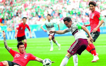 Andrés Guardado jugó 67 minutos ante Corea y provocó el penalti que dio origen al 1-0. Andrés Guardado jugó 67 minutos ante Corea y provocó el penalti que dio origen al 1-0.
