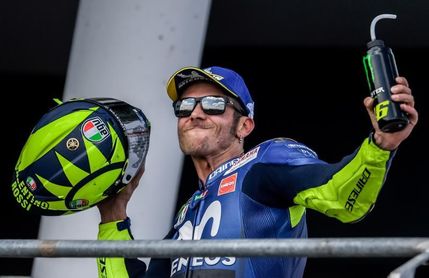 Rossi reconoce que le gustaría "ganar una carrera antes de final de año" Rossi reconoce que le gustaría "ganar una carrera antes de final de año"