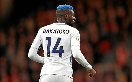 En Nervión pretenden a Bakayoko como cedido, con opción a compra. En Nervión pretenden a Bakayoko como cedido, con opción a compra.