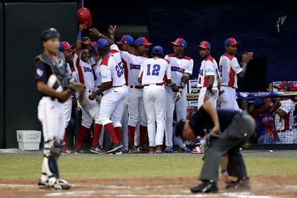 13-7. Japón derrota a República Dominicana y se clasifica a la segunda ronda 13-7. Japón derrota a República Dominicana y se clasifica a la segunda ronda