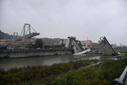 La Serie A aplaza los partidos de Génova y Sampdoria tras el derrumbe del viaducto Morandi La Serie A aplaza los partidos de Génova y Sampdoria tras el derrumbe del viaducto Morandi