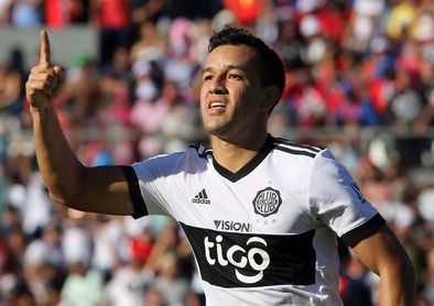 Olimpia-Cerro, paso al clásico en semana trágica para el fútbol paraguayo Olimpia-Cerro, paso al clásico en semana trágica para el fútbol paraguayo