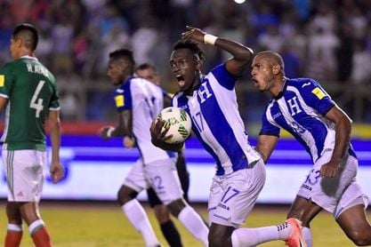 Honduras jugará amistosos con Emiratos Árabes y Chile y busca otro con Perú Honduras jugará amistosos con Emiratos Árabes y Chile y busca otro con Perú