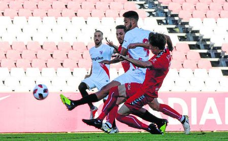 Sevilla Atlético-Talavera (0-0): Sin pólvora no hay botín completo Sevilla Atlético-Talavera (0-0): Sin pólvora no hay botín completo