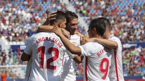 Ben Yedder cree que el Sevilla puede ganar el miércoles al Real Madrid. Ben Yedder cree que el Sevilla puede ganar el miércoles al Real Madrid.
