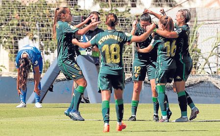 El Betis Féminas sumó su primer triunfo del curso al ganar al Málaga (0-3). El Betis Féminas sumó su primer triunfo del curso al ganar al Málaga (0-3).