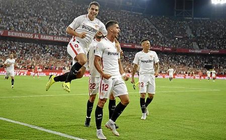 André Silva y Ben Yedder se entienden a la perfección, como demostraron en la goleada del Sevilla ante el Real Madrid (3-0), donde ambos marcaron y asistieron. André Silva y Ben Yedder se entienden a la perfección, como demostraron en la goleada del Sevilla ante el Real Madrid (3-0), donde ambos marcaron y asistieron.