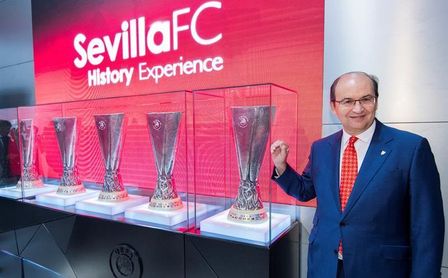 El Sevilla visita la oficina de LaLiga en Nueva York para buscar opciones de expansión El Sevilla visita la oficina de LaLiga en Nueva York para buscar opciones de expansión