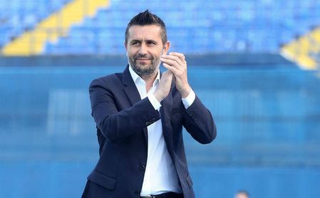 Bjeliça: "Me hace ilusión enfrentarme al Betis en Europa" Bjeliça: "Me hace ilusión enfrentarme al Betis en Europa"