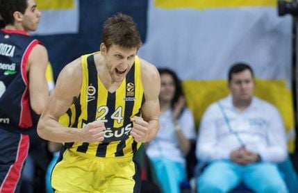 Jan Vesely (Fenerbahce), MVP de la primera jornada Jan Vesely (Fenerbahce), MVP de la primera jornada