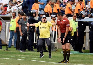 Maradona: "Inútil hacer caudillo a un tipo que va 20 veces al baño" Maradona: "Inútil hacer caudillo a un tipo que va 20 veces al baño"