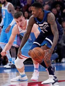 Crawford jugará esta temporada con los Suns y ganará 2,4 millones de dólares Crawford jugará esta temporada con los Suns y ganará 2,4 millones de dólares