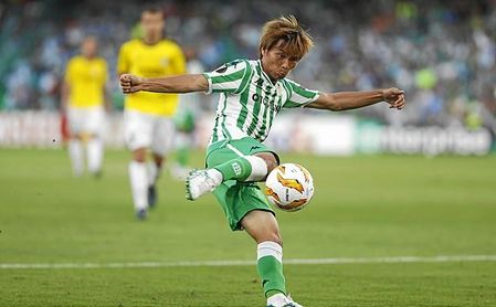 Pese a su gran Mundial, Inui no ha ido citado con Japón. Pese a su gran Mundial, Inui no ha ido citado con Japón.