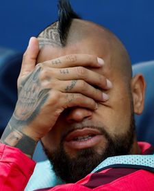 Vidal multado con 800.000 euros por una pelea en una discoteca en Alemania Vidal multado con 800.000 euros por una pelea en una discoteca en Alemania