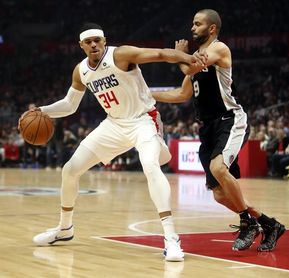 115-112. Harris lidera el ataque de los Clippers 115-112. Harris lidera el ataque de los Clippers