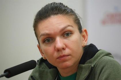 Halep sigue primera y Kerber es segunda por la derrota de Wozniacki Halep sigue primera y Kerber es segunda por la derrota de Wozniacki