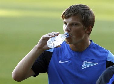 Arshavin anuncia su retirada del fútbol Arshavin anuncia su retirada del fútbol
