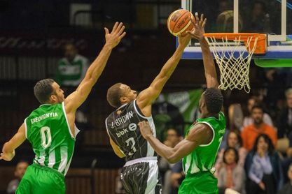 El Betis da un golpe sobre la mesa El Betis da un golpe sobre la mesa