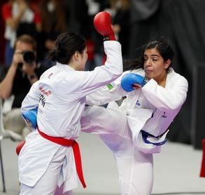 El equipo femenino español de kumite aspira al bronce El equipo femenino español de kumite aspira al bronce