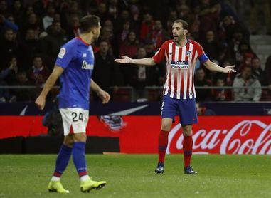 Godín: "Me rompí y el Cholo me dijo que me quedara arriba" Godín: "Me rompí y el Cholo me dijo que me quedara arriba"