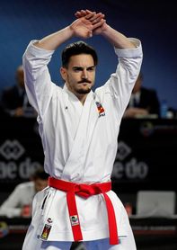 Ryo Kiyuna suma su triple título de kata, Damián Quintero plata Ryo Kiyuna suma su triple título de kata, Damián Quintero plata
