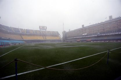 La lluvia obliga a aplazar para el domingo la primera final de la Libertadores entre Boca y River La lluvia obliga a aplazar para el domingo la primera final de la Libertadores entre Boca y River