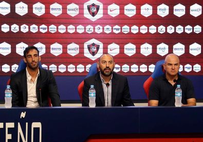 El exgoleador argentino Roberto Nanni es nuevo gerente deportivo de Cerro Porteño El exgoleador argentino Roberto Nanni es nuevo gerente deportivo de Cerro Porteño