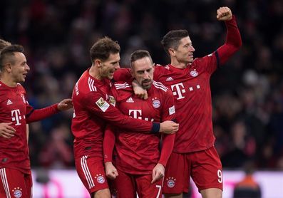 El Bayern prolonga su persecución; el Leipzig se estanca El Bayern prolonga su persecución; el Leipzig se estanca