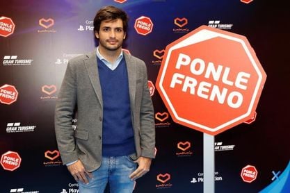 Carlos Sainz: "Alonso me aconsejó ir a McLaren, cree que hay potencial" Carlos Sainz: "Alonso me aconsejó ir a McLaren, cree que hay potencial"