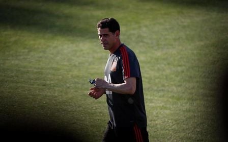 Hierro: "El fútbol no es de nadie, es del pueblo, es de la calle" Hierro: "El fútbol no es de nadie, es del pueblo, es de la calle"