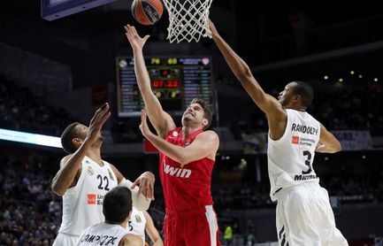 94-78. Ayón y Taylor dan brillo a una victoria coral del Real Madrid 94-78. Ayón y Taylor dan brillo a una victoria coral del Real Madrid