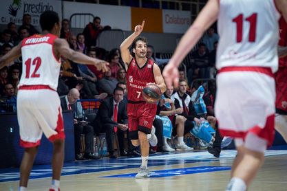 Tomás Bellas: "Estamos preocupados, pero estamos a una victoria del décimo" Tomás Bellas: "Estamos preocupados, pero estamos a una victoria del décimo"