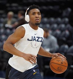 113-95. Mitchell se acerca al doble-doble en triunfo de los Jazz 113-95. Mitchell se acerca al doble-doble en triunfo de los Jazz