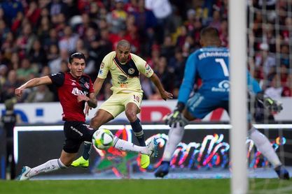 El campeón América vence al Atlas con goles de Martin y Domínguez El campeón América vence al Atlas con goles de Martin y Domínguez