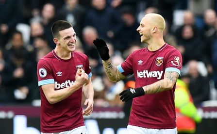El West Ham vence 1-0 y enciende alarma del Arsenal, que echa de menos a Özil El West Ham vence 1-0 y enciende alarma del Arsenal, que echa de menos a Özil